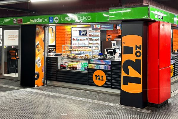 AUTOGRILL E 12OZ, PER LA PRIMA VOLTA INSIEME, INAUGURANO IL NUOVO PUNTO VENDITA A MILANO FAMAGOSTA