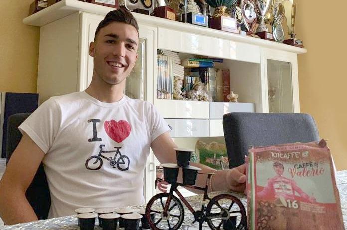 Valerio Conti ambasciatore per inaugurazione del negozio a Roma di 101CAFFE' 